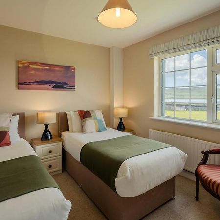 Bed and Breakfast Seaview Heights Дингл Экстерьер фото